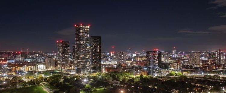 An image of a cityscape during the night.