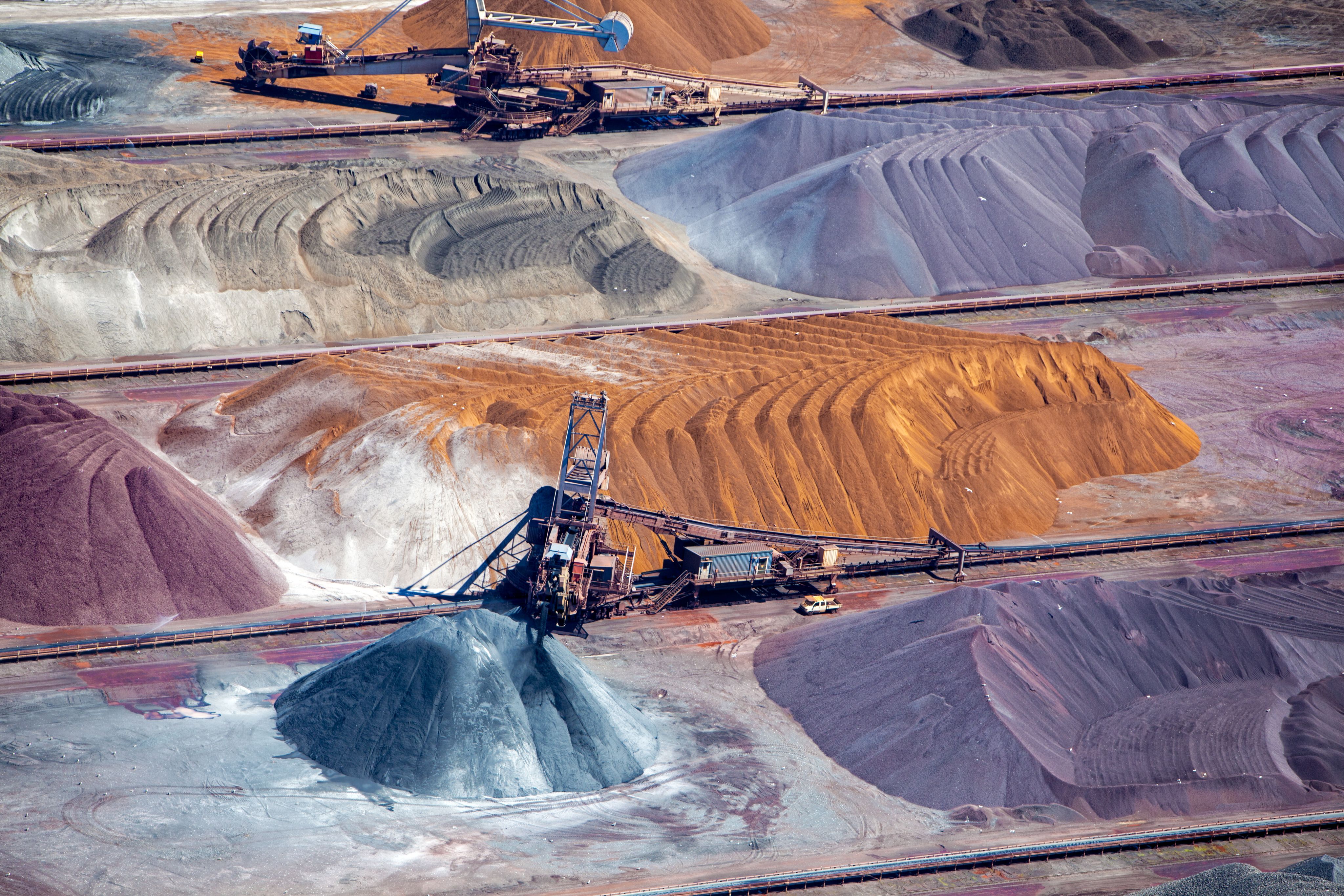 Ore and conveyor belt aerial.