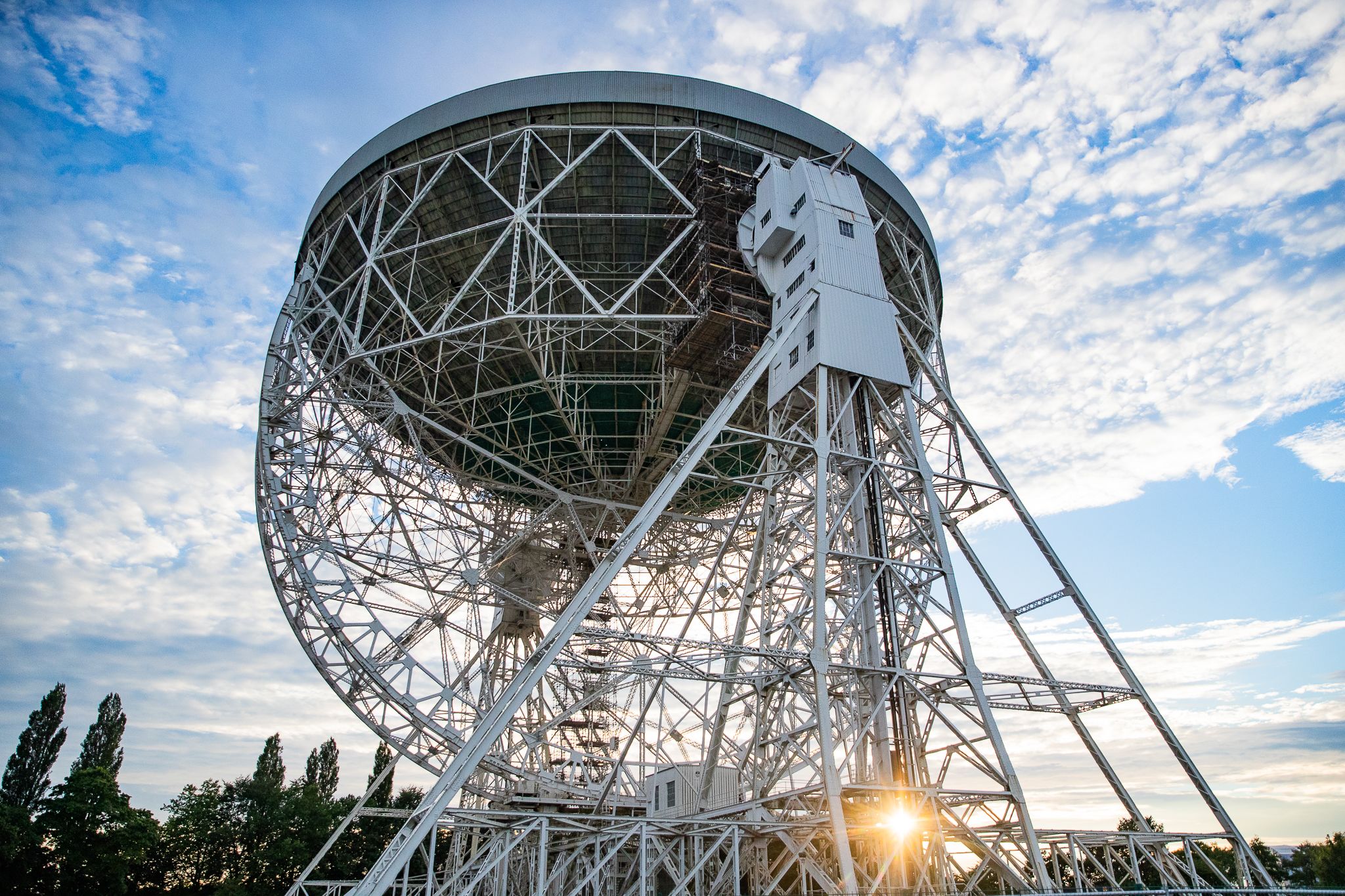 Jodrell Bank satellite dish.